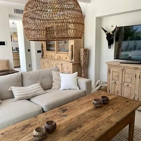 Casa Duende * إِستيبونا