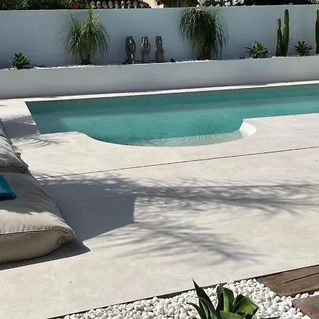 بيت للعطل Casa Duende إِستيبونا