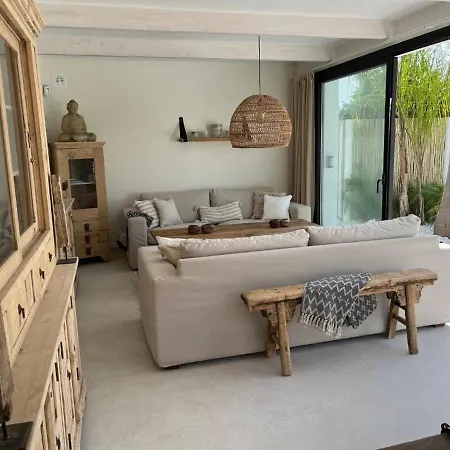Casa Duende بيت للعطل إِستيبونا